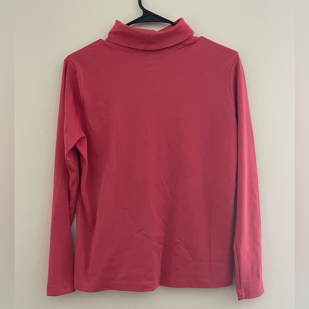 L.L. Bean Women’s Pink Turtleneck Size Medium